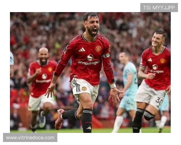 曼联战术体系缺乏稳定性,对球队关键战表现形成制约,稳定性面临考验 曼联战术体系缺乏稳定性,对球队关键战表现形成制约,稳定性面临考验